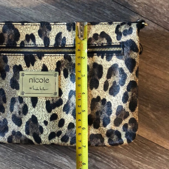 Nicole Miller leopard crossbody - Picture 7 of 7